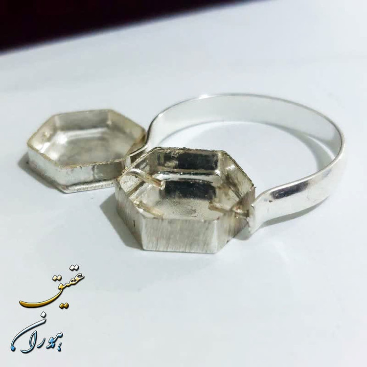انگشتر نقره چرخشی همرا با حرز