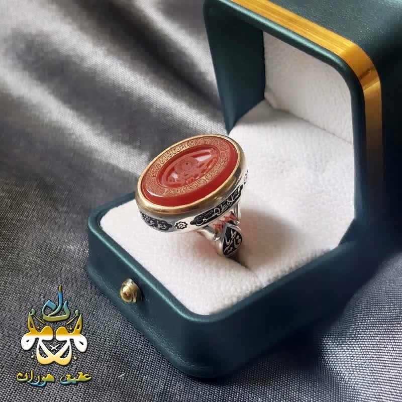 انگشتر عقیق قرمز اصل با حکاکی برجسته امام حسین و دعای سمات