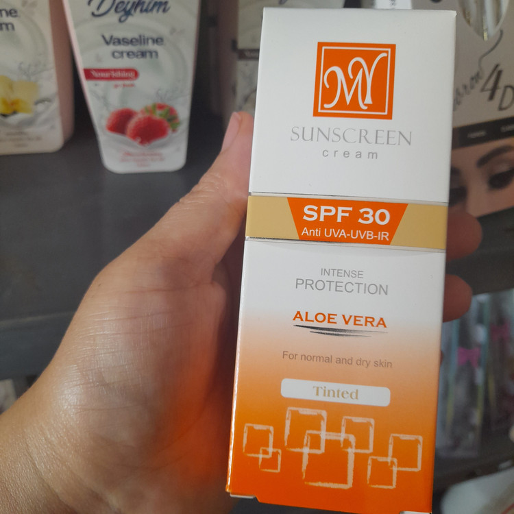 کرم ضد آفتاب مای spf 60 و 30 رنگی و ضدافتاب بی رنگ ساده