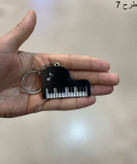 سرکلیدی چوبی طرح ساز سه بعدی