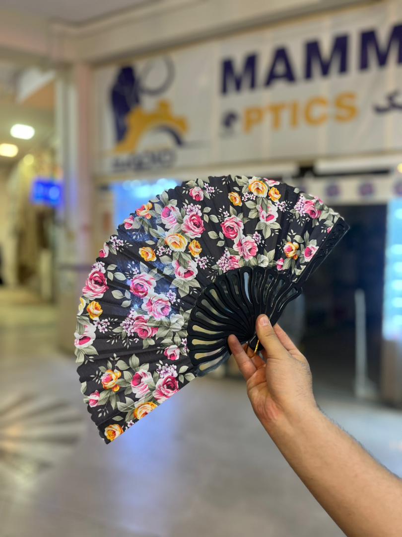 بادبزن دستی رنگی