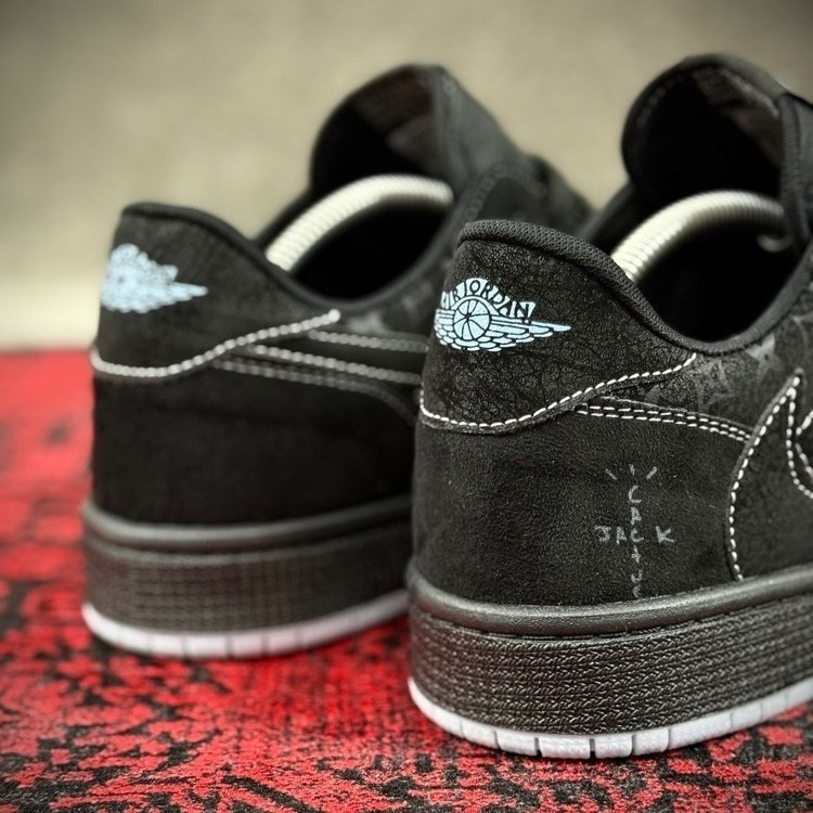 کفش ترویس مشکی لویی ویتون زنانه