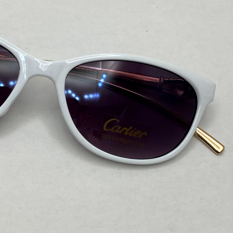 عینک آفتابی زنانه کارتیر Cartier دسته نگین کاری شده سفید عدسی مشکی