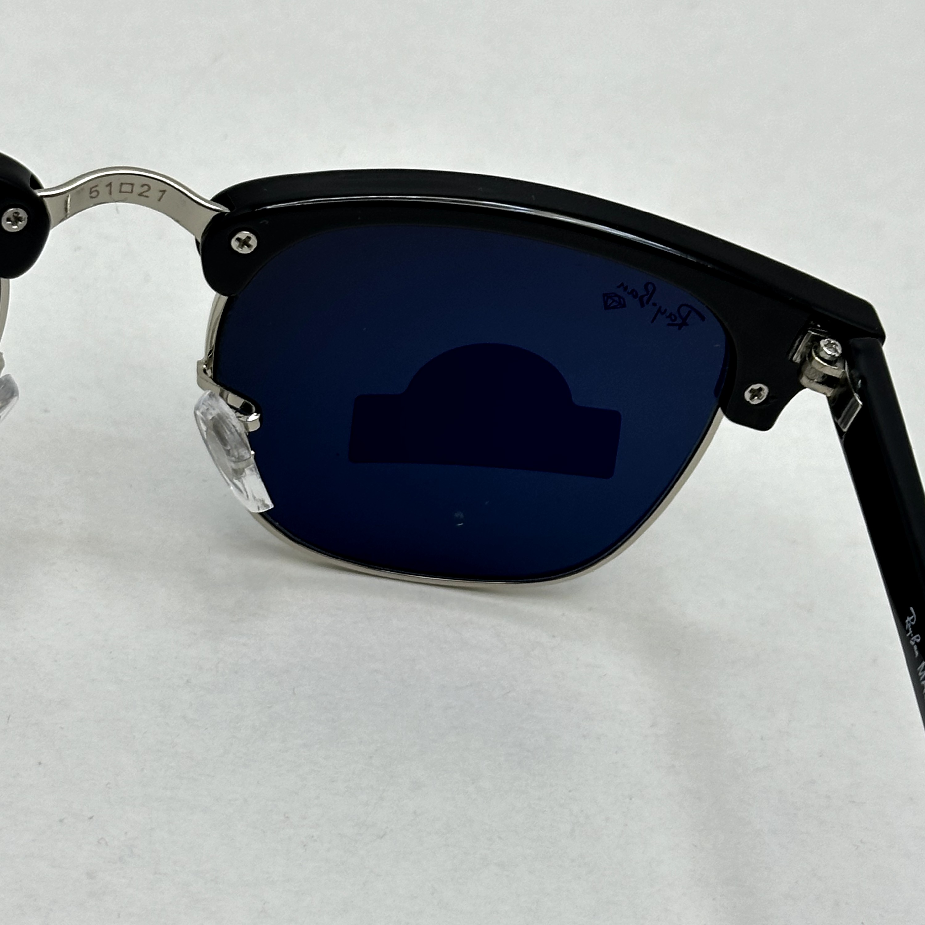 عینک آفتابی کلاب مستر ریبن rayban شیشه سنگ مشکی فریم نقره ای به همراه پک کامل RB 3016