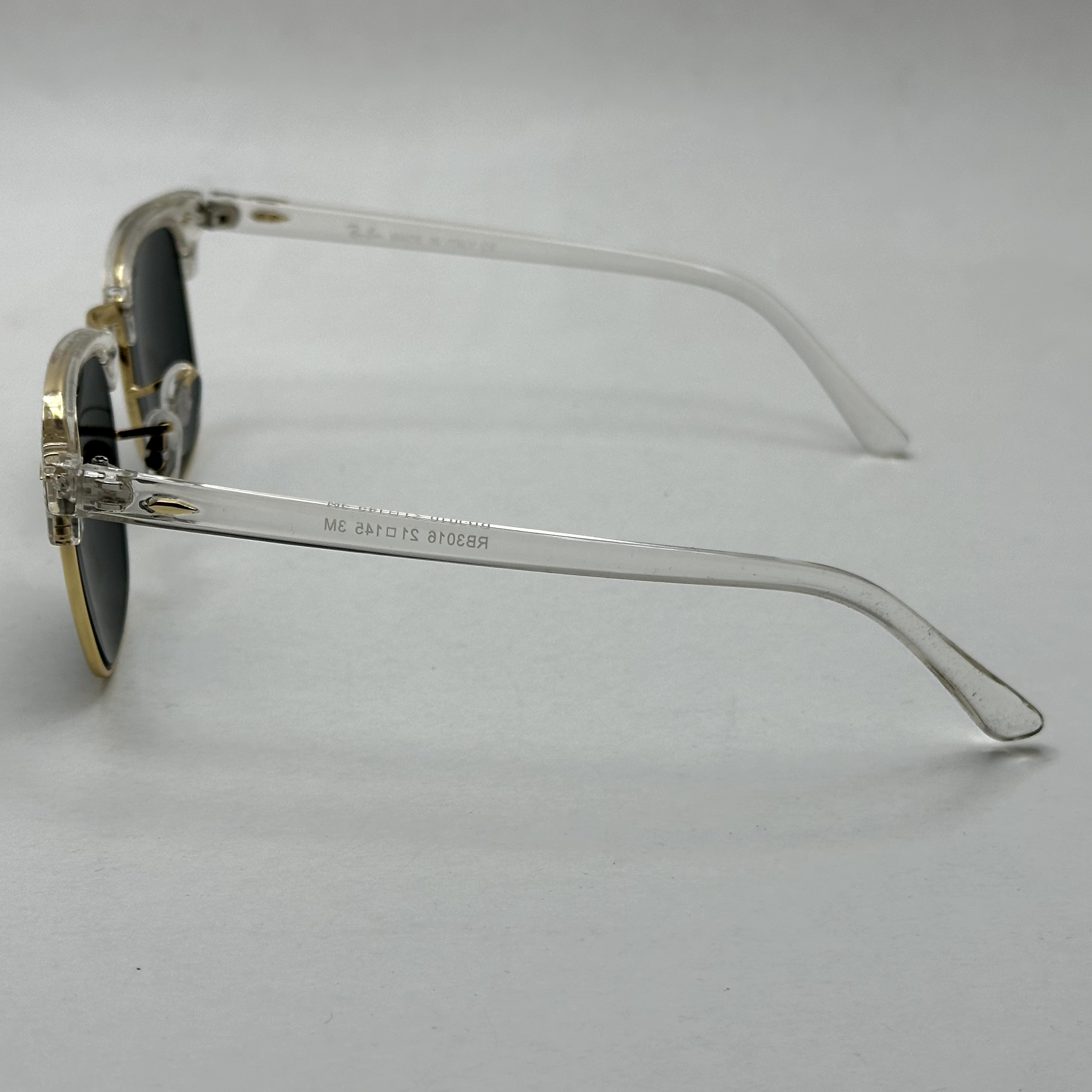 عینک آفتابی کلاب مستر ریبن rayban شیشه سنگ مشکی فریم شفاف به همراه پک کامل RB 3016