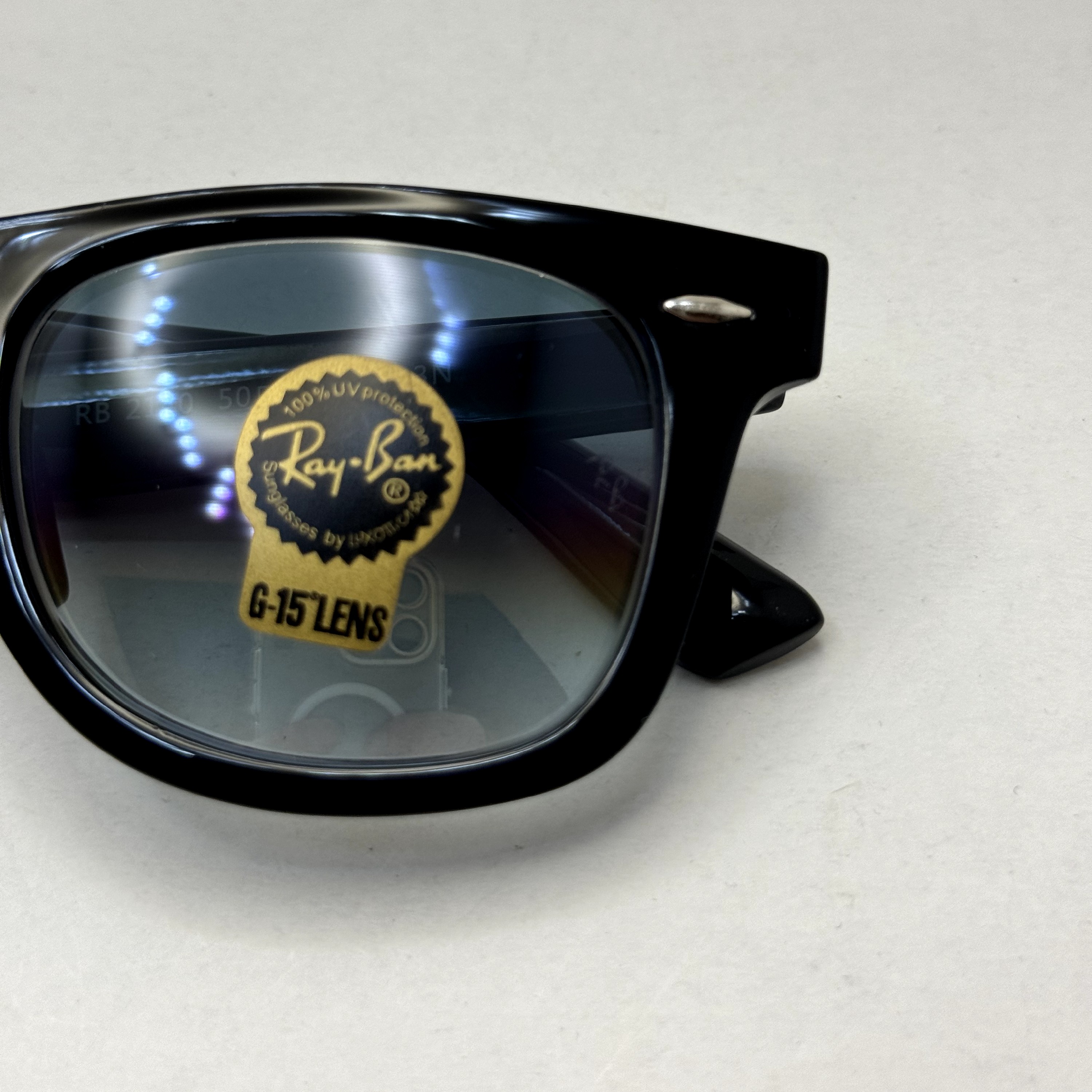 عینک ریبن ویفرر reyban WAYFARER سایز 50 آبی هایلایت به همراه پک کامل و اچار مخصوص عینک RB 2140 (ارسال رایگان)