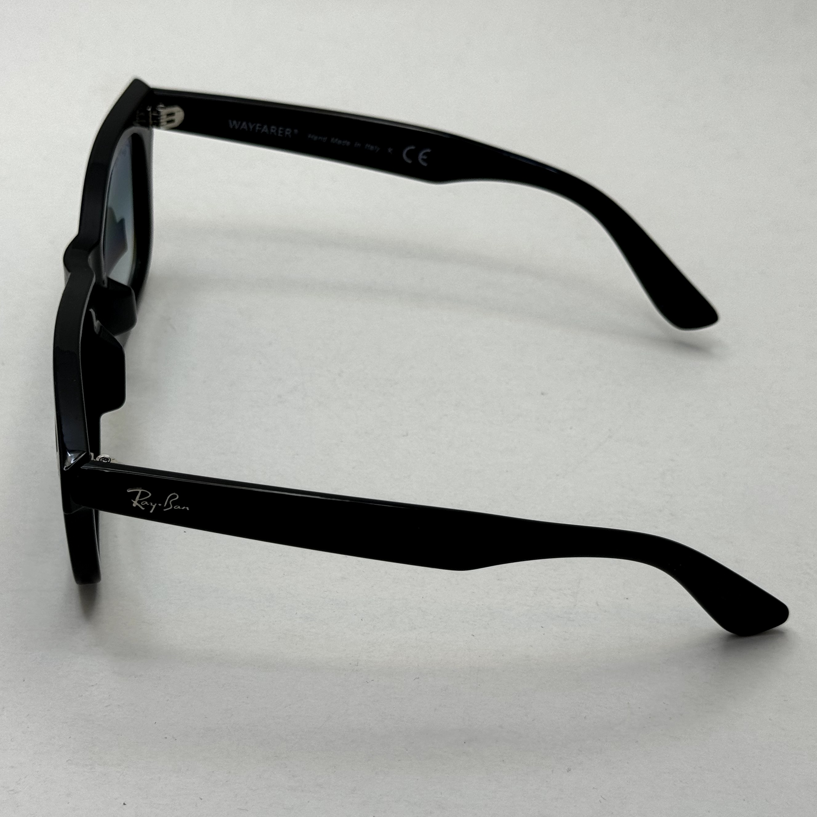عینک ریبن ویفرر reyban WAYFARER سایز 50 آبی هایلایت به همراه پک کامل و اچار مخصوص عینک RB 2140 (ارسال رایگان)