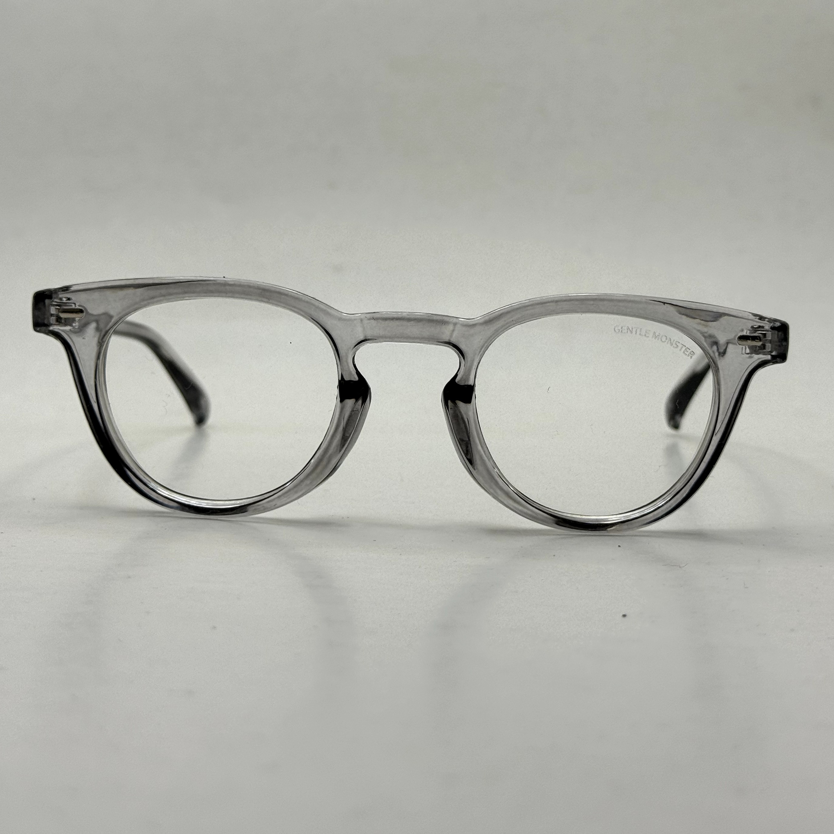 فریم عینک بلوکات طبی گرد جنتل مانستر طوسی ZN 3595 به همراه کاور پارچه ای و دستمال (ارسال رایگان)