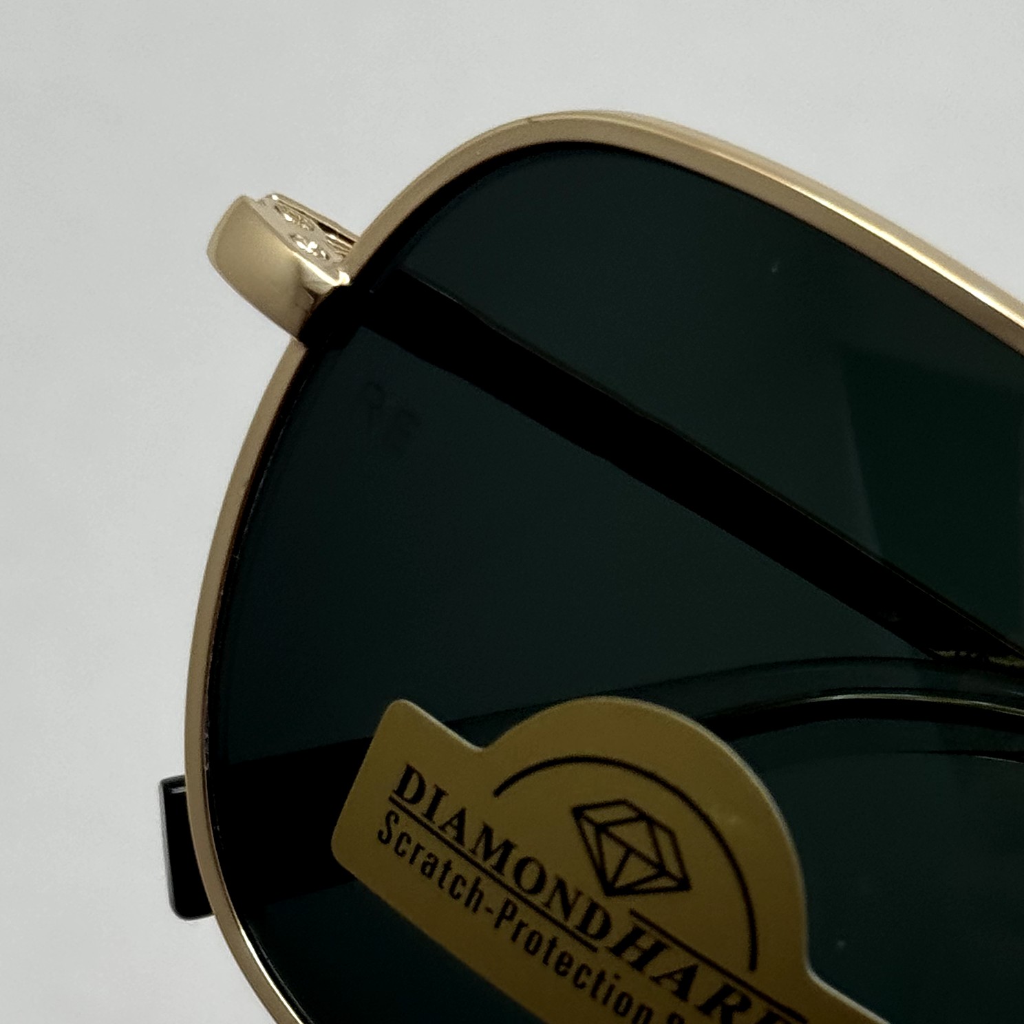 عینک آفتابی خلبانی رندولف شیشه سنگ آنتی رفلکس مشکی فریم طلایی فول پک RANDOLPH AVIATOR RE 58 24K GOLD (ارسال رایگان)