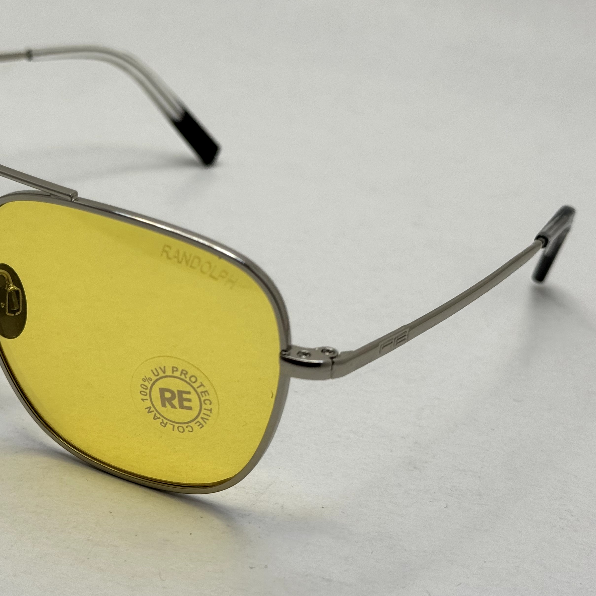 عینک آفتابی و شب خلبانی رندولف شیشه سنگ زرد فریم نقره ای فول پک اصلی RANDOLPH AVIATOR RE 58 24K WHITE GOLD (ارسال