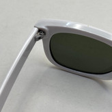عینک آفتابی ریبن ویفرر ریورس سفید عدسی سبز به همراه پک کامل rayban (ارسال رایگان)