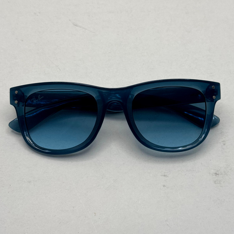 عینک آفتابی ریبن ویفرر ریورس آبی به همراه پک کامل rayban (ارسال رایگان)