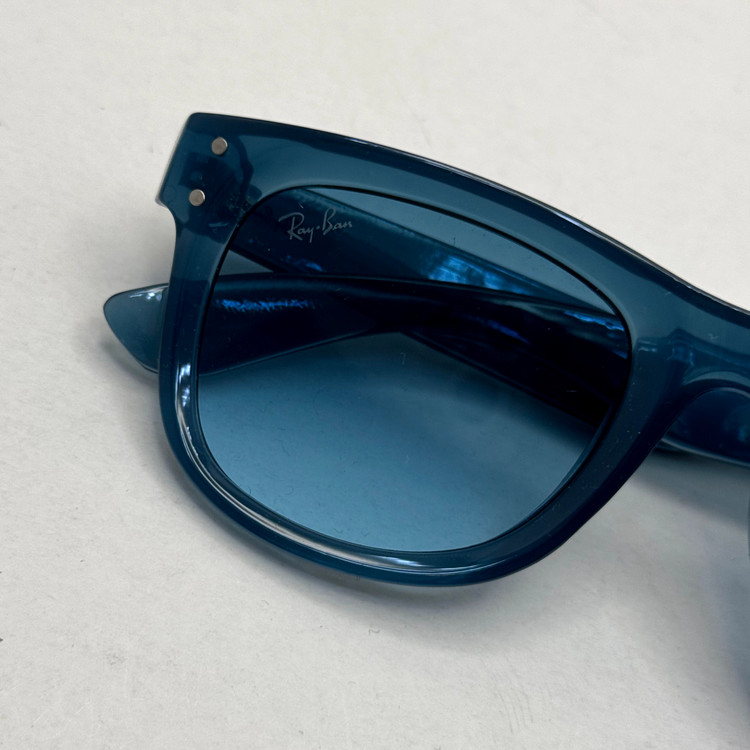عینک آفتابی ریبن ویفرر ریورس آبی به همراه پک کامل rayban (ارسال رایگان)