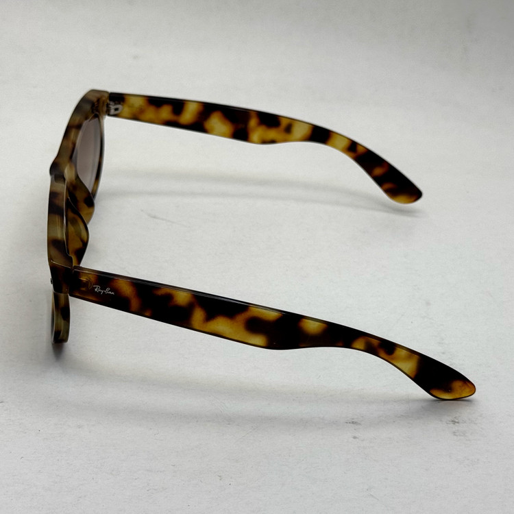 عینک آفتابی ریبن ویفرر ریورس پلنگی به همراه پک کامل rayban (ارسال رایگان)