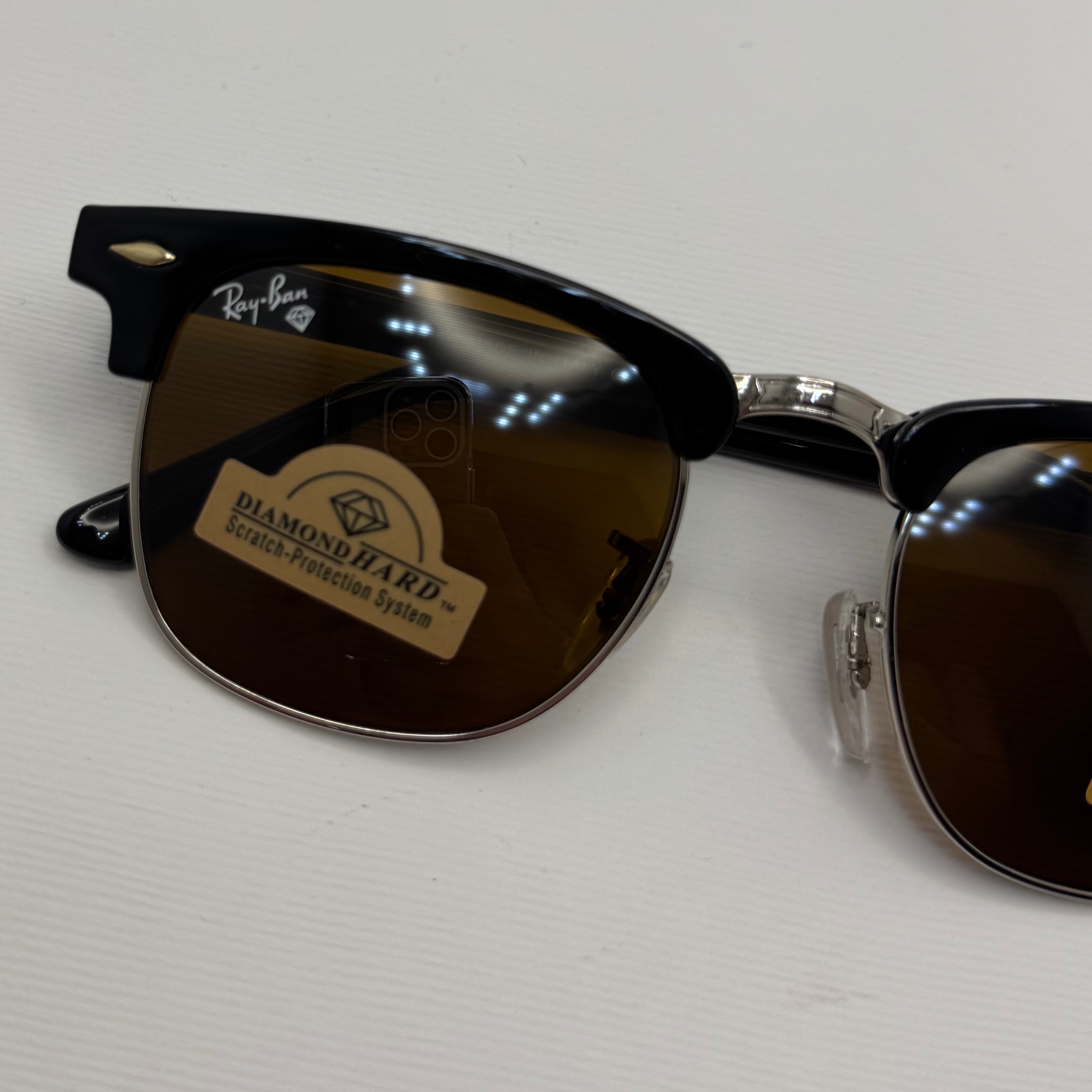 عینک آفتابی ریبن rayban کلاب مستر شیشه سنگ قهوه ای فریم نقره ای rb 3016 به همراه پک کامل (ارسال رایگان)