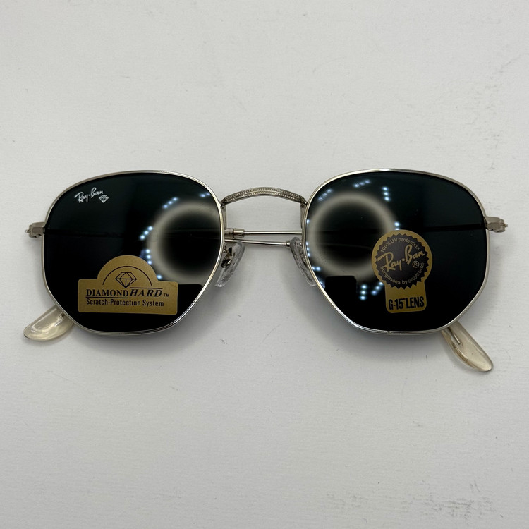عینک ریبن هگزونال شیشه سنگ مشکی فریم نقره ای به همراه پک کامل ریبن کد Rayban RB 3548 (ارسال رایگان)