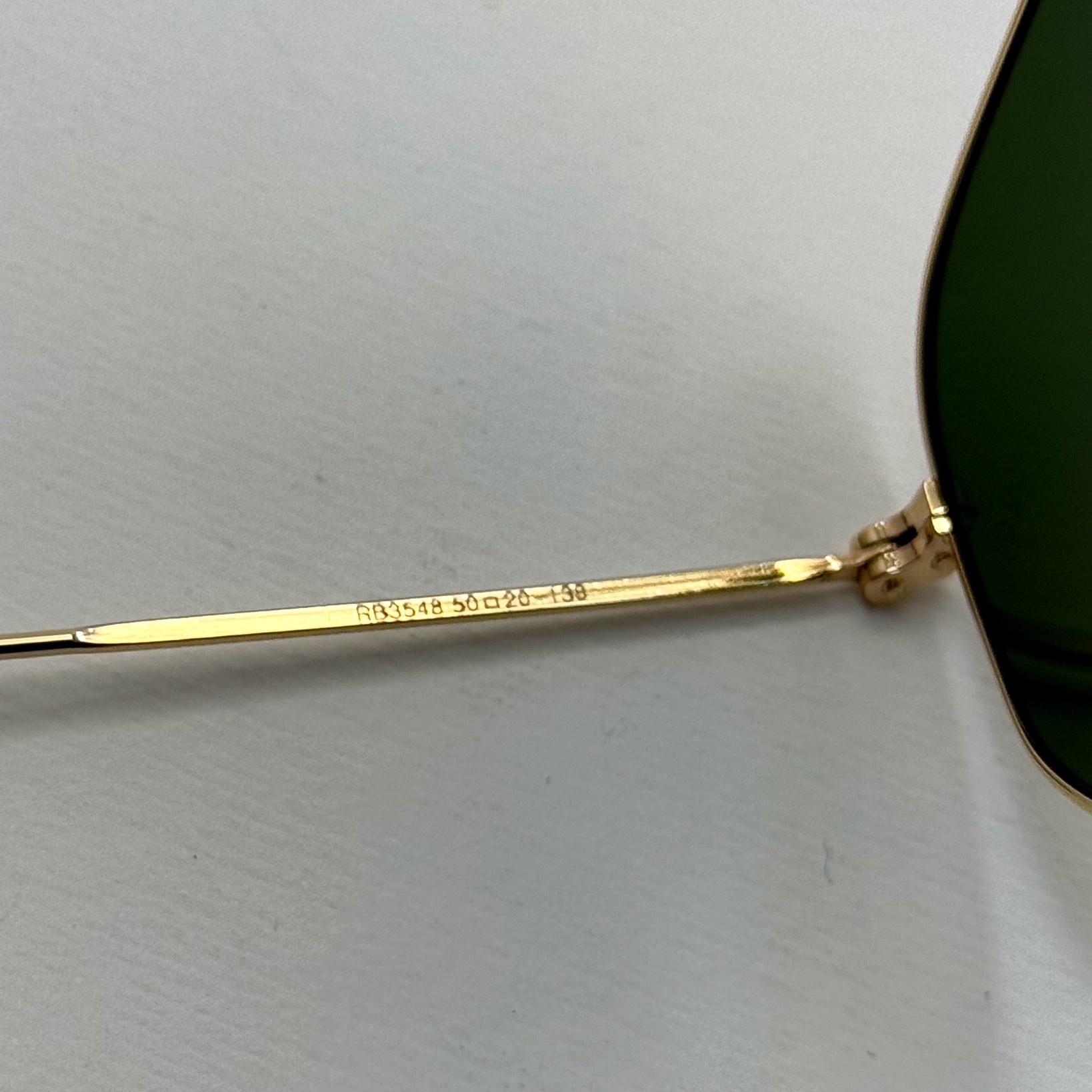 عینک ریبن هگزونال شیشه سنگ سیز فریم طلایی به همراه پک کامل ریبن کد Rayban RB 3548 (ارسال رایگان)