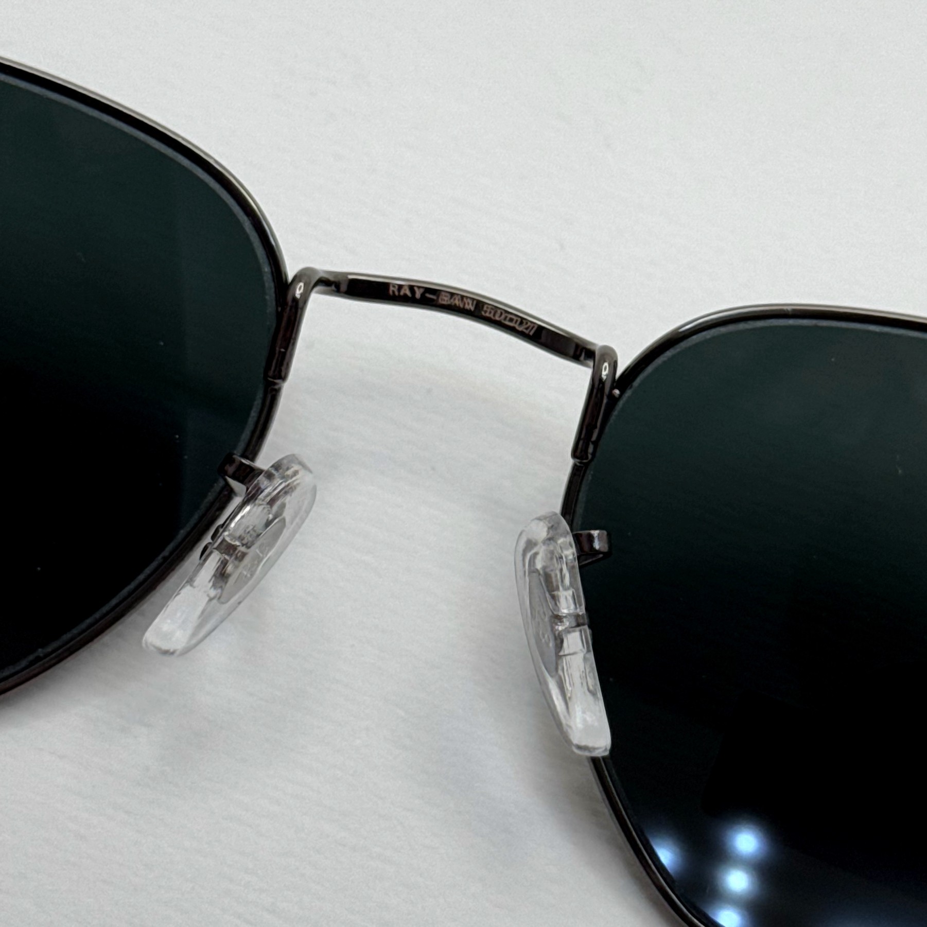عینک ریبن هگزونال شیشه سنگ فریم نوک مدادی عدسی مشکی به همراه پک کامل ریبن کد Rayban RB 3548 (ارسال رایگان)
