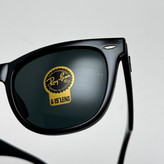 عینک آفتابی ریبن ویفرر شیشه سنگ مشکی براق به همراه پک کامل ریبن Rayban WAYFARER RB 2140 سایز 54 (ارسال رایگان)