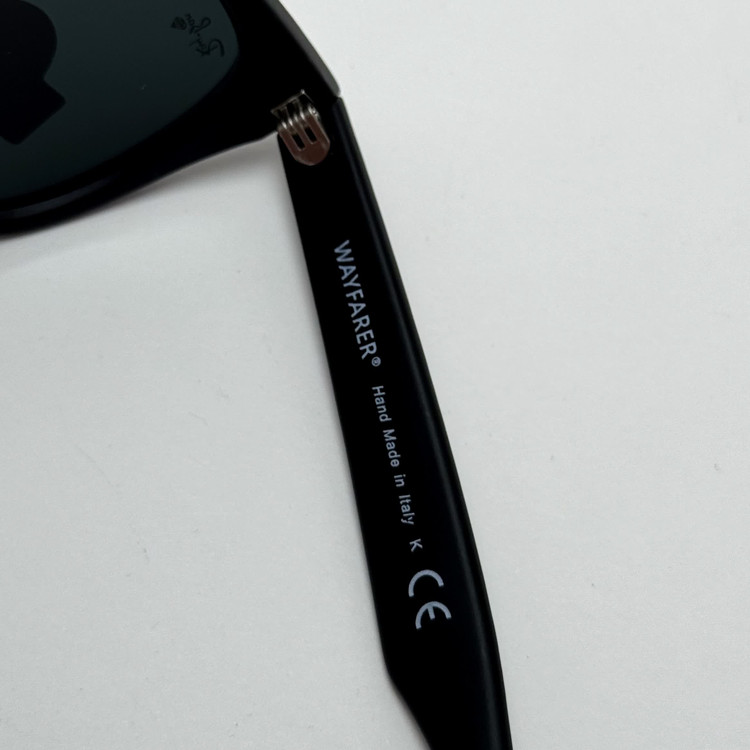 عینک آفتابی ریبن ویفرر شیشه سنگ مشکی که همراه پک کامل ریبن Rayban WAYFARER RB 2140 سایز 54 (ارسال رایگان)
