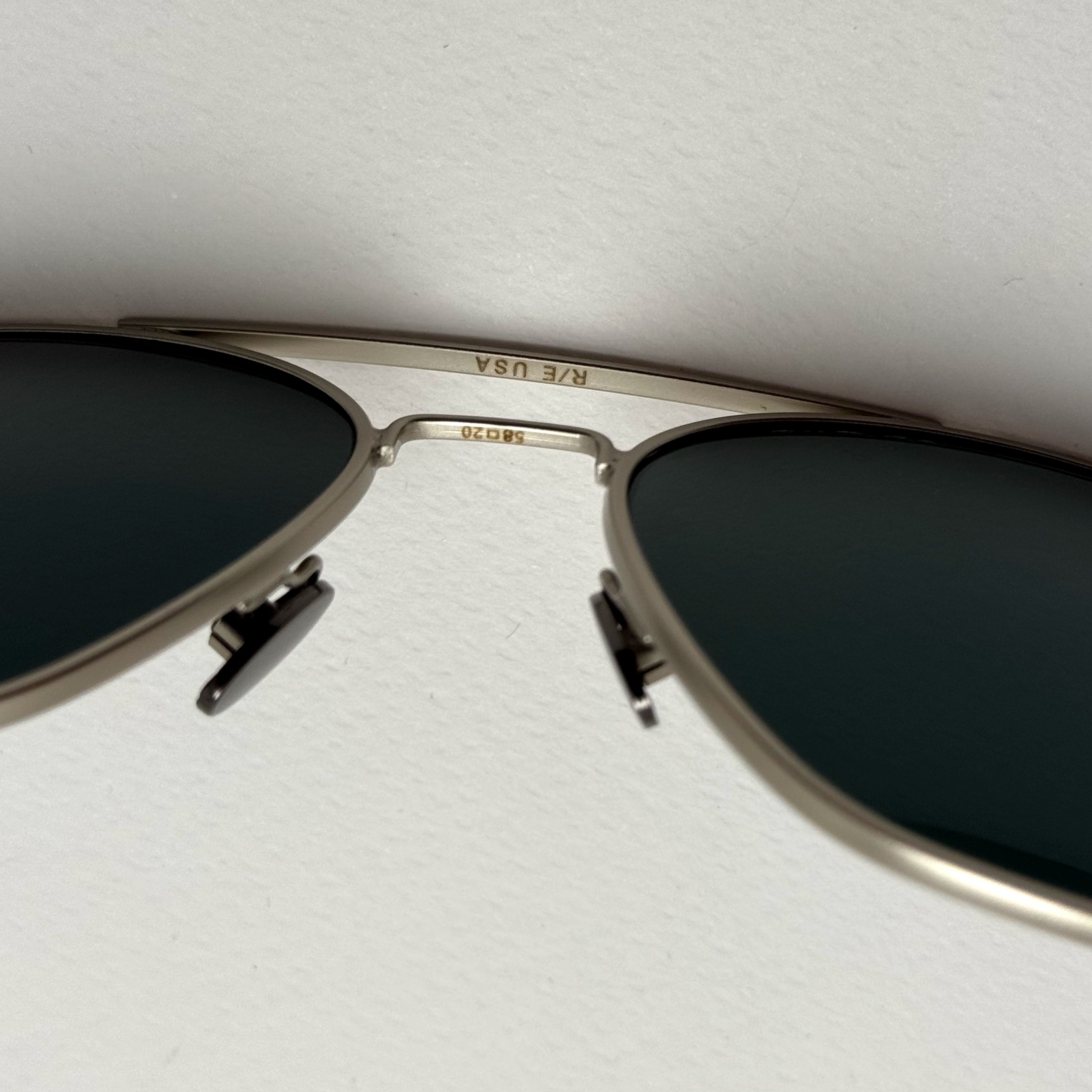 عینک آفتابی خلبانی رندولف شیشه سنگ آنتی رفلکس مشکی نقره ای فول پک RANDOLPH AVIATOR RE 58 24K WHITE GOLD (ارسال رایگان)