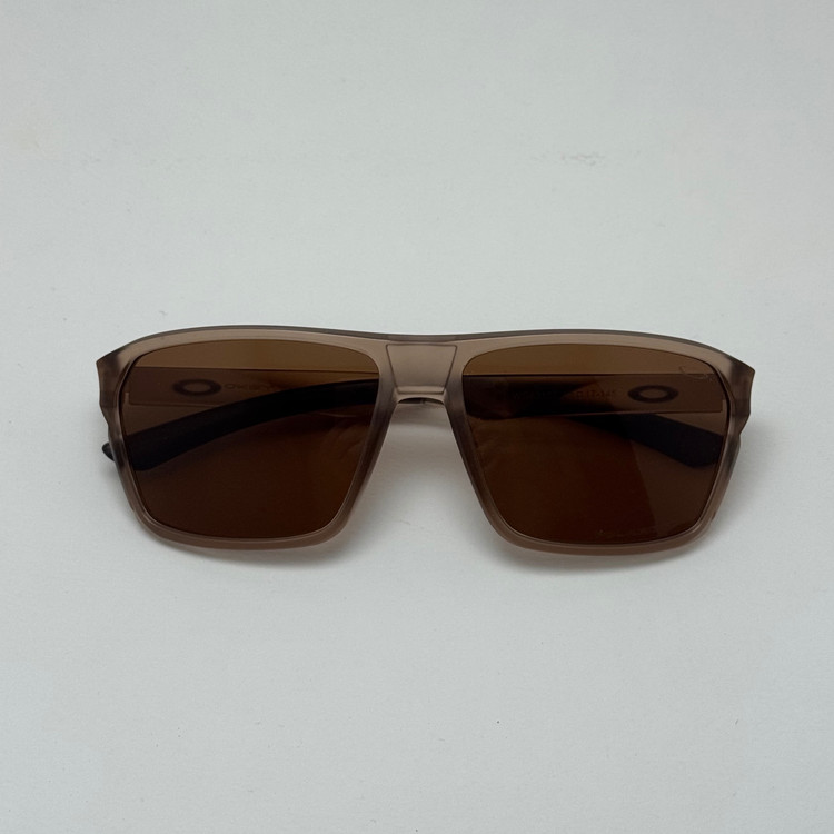 عینک اوکلی مستطیلی پلاریزه سبک OAKLEY قهوه ای کد WG83107 (ارسال رایگان)