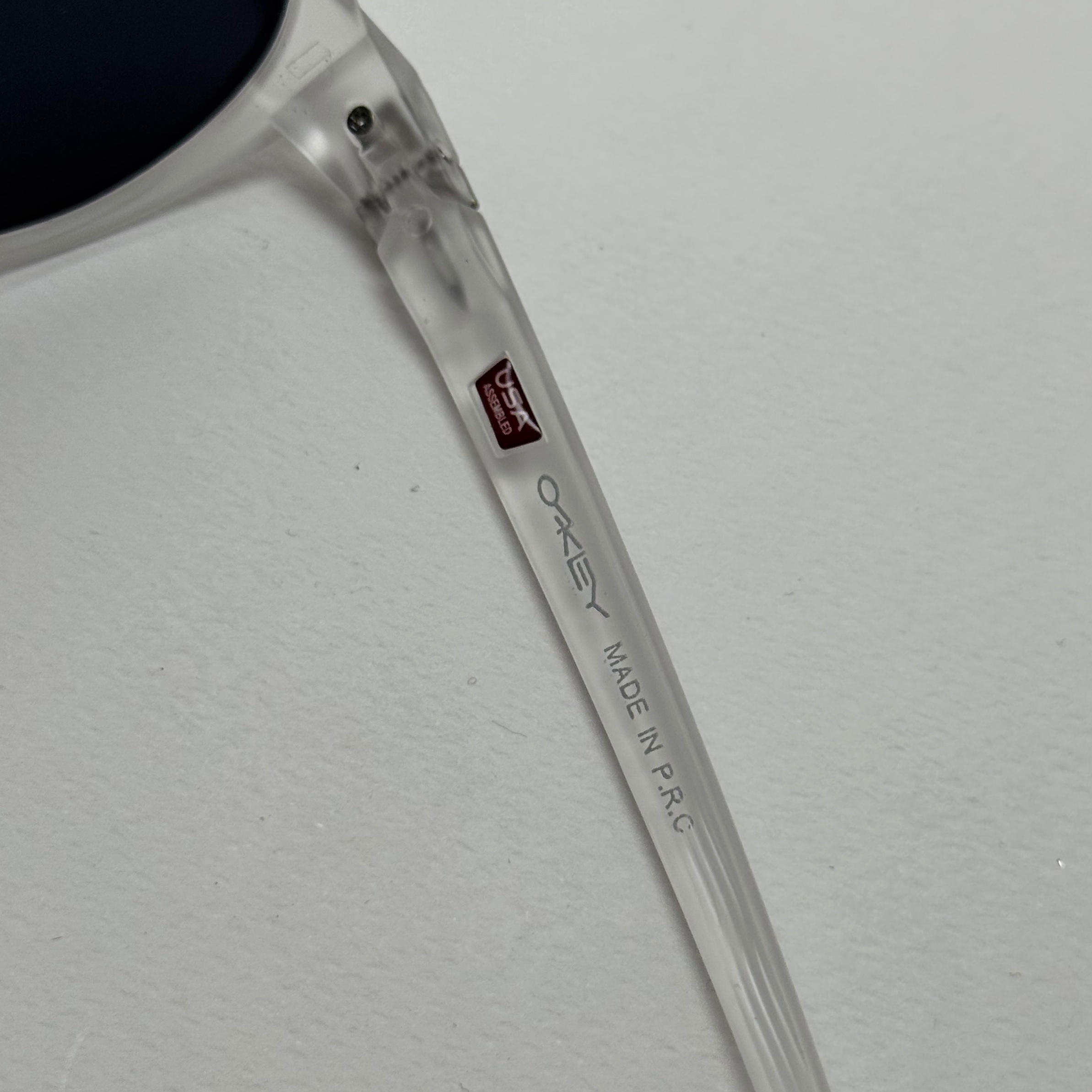 عینک آفتابی پلاریزه اوکلی Oakley فریم کریستالی عدسی مشکی گرد کد TO4910 (ارسال رایگان)