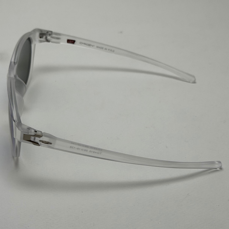 عینک آفتابی پلاریزه اوکلی Oakley کریستالی عدسی آبی گرد کد TO4910 (ارسال رایگان)