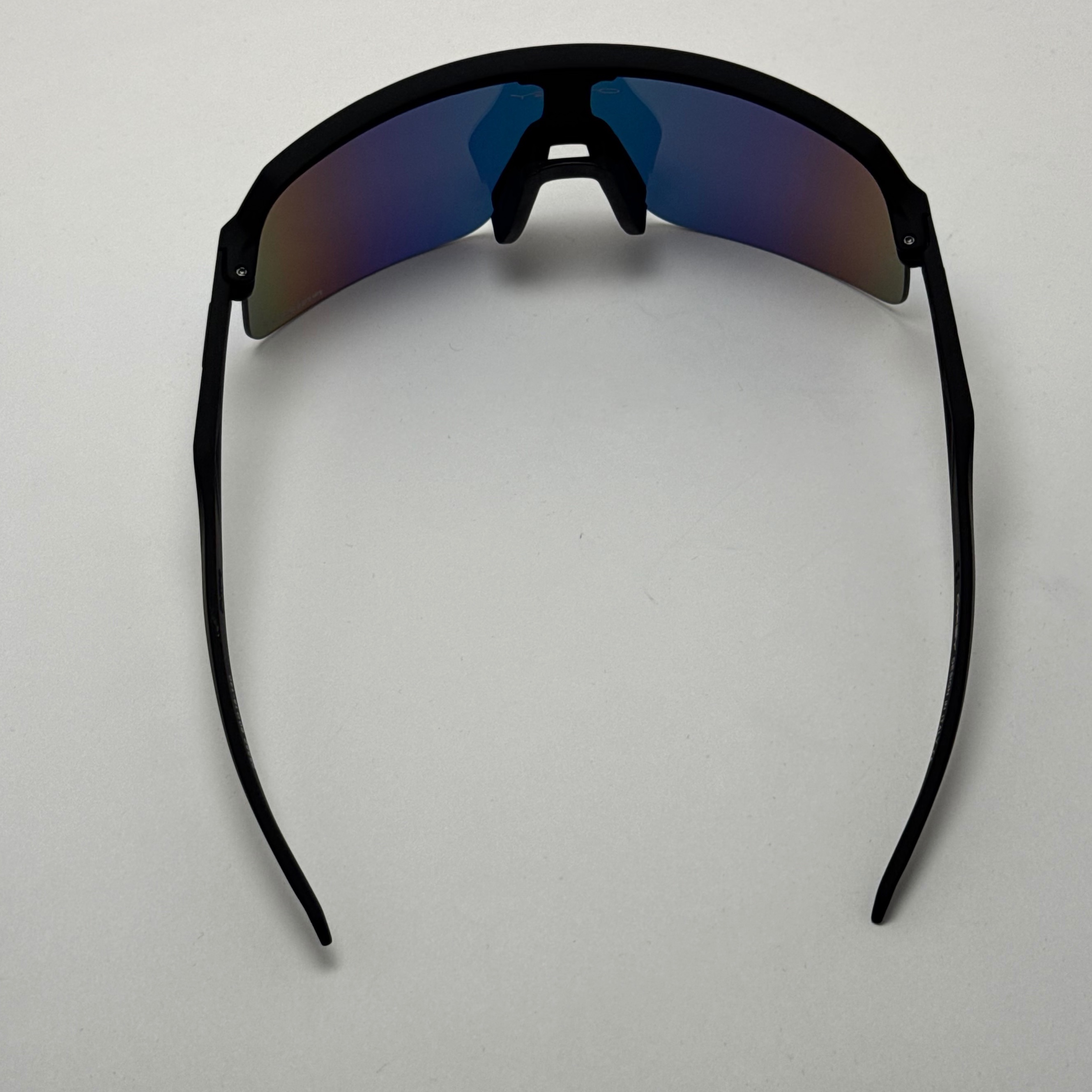 عینک آفتابی اسپرت اوکلی OAKLEY مدل SUTRO فریم مشکی عدسی آتیشی (ارسال رایگان)