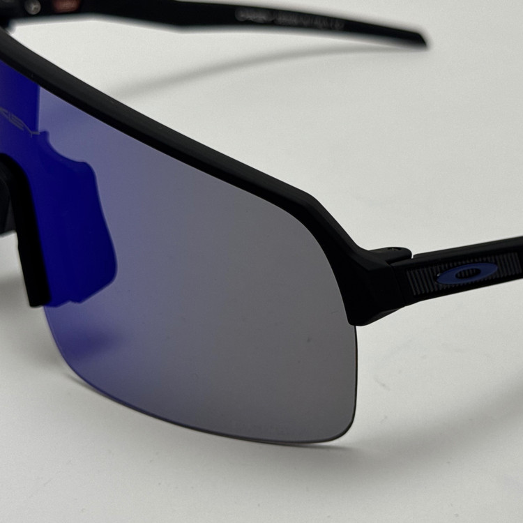 عینک آفتابی اسپرت اوکلی OAKLEY مدل SUTRO فریم مشکی عدسی آبی (ارسال رایگان)