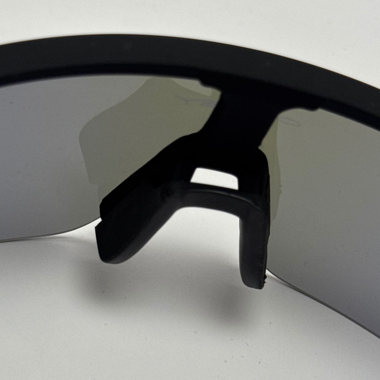عینک آفتابی اسپرت اوکلی OAKLEY مدل SUTRO فریم مشکی عدسی آبی (ارسال رایگان)