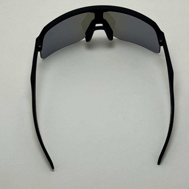 عینک آفتابی اسپرت اوکلی OAKLEY مدل SUTRO فریم مشکی عدسی آبی (ارسال رایگان)