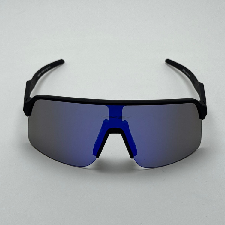 عینک آفتابی اسپرت اوکلی OAKLEY مدل SUTRO فریم مشکی عدسی آبی (ارسال رایگان)