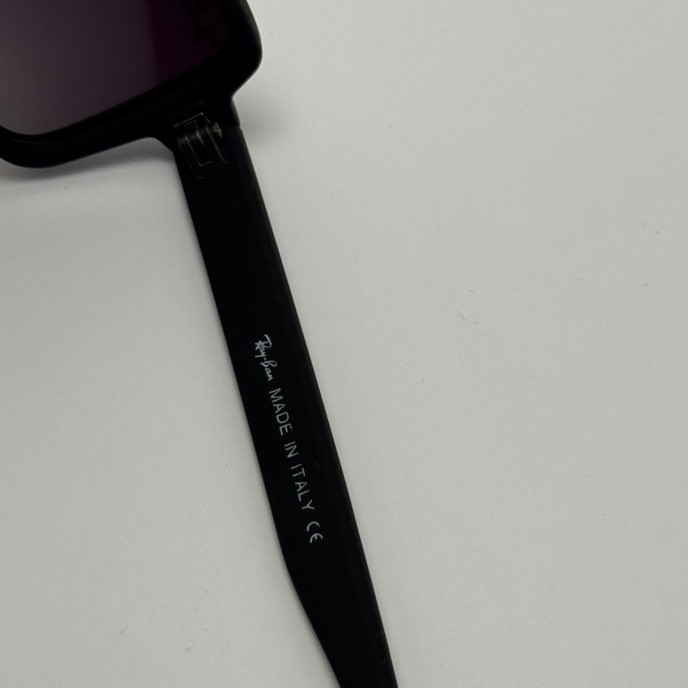 عینک آفتابی پلاریزه ریبن مستطیلی تمام مشکی کد rayban RB 2201 (ارسال رایگان)