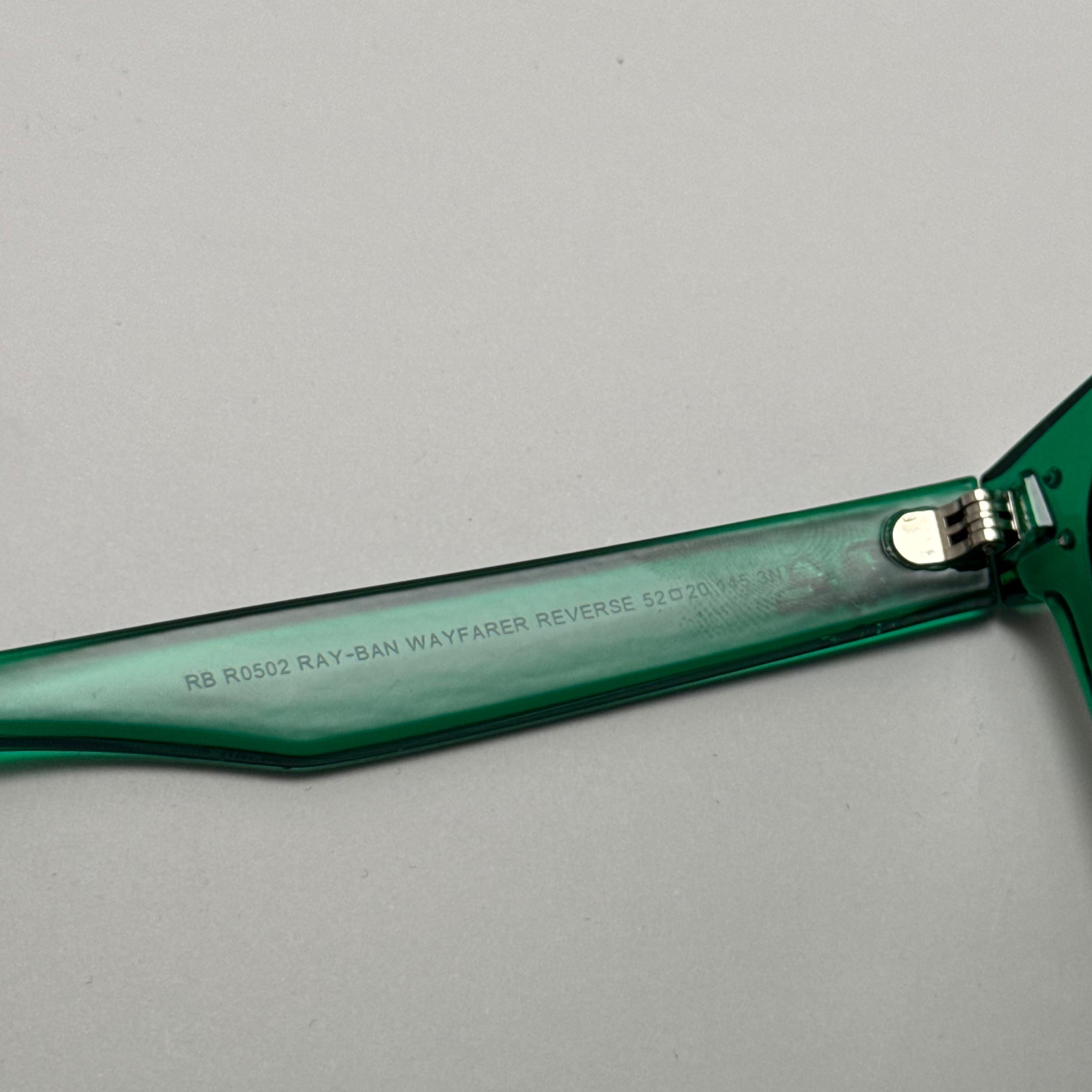 عینک آفتابی ریبن ویفرر شیشه سنگ سبز به همراه پک کامل ریبن Rayban WAYFARER RB 0502S (ارسال رایگان)