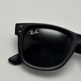 عینک آفتابی ریبن ویفرر شیشه سنگ مشکی مات به همراه پک کامل ریبن Rayban WAYFARER RB 0502S