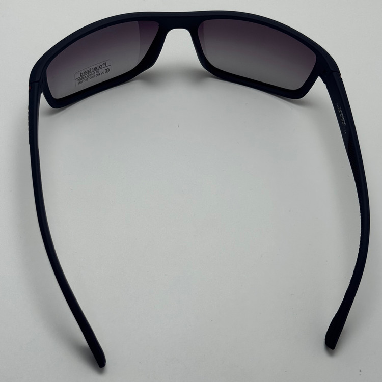 عینک آفتابی پلاریزه اسپرت کررا CARRERA آبی نفتی مناسب رانندگی به همراه کاور پارچه ای و دستمال نانو مخصوص کد 2218 (ارسال