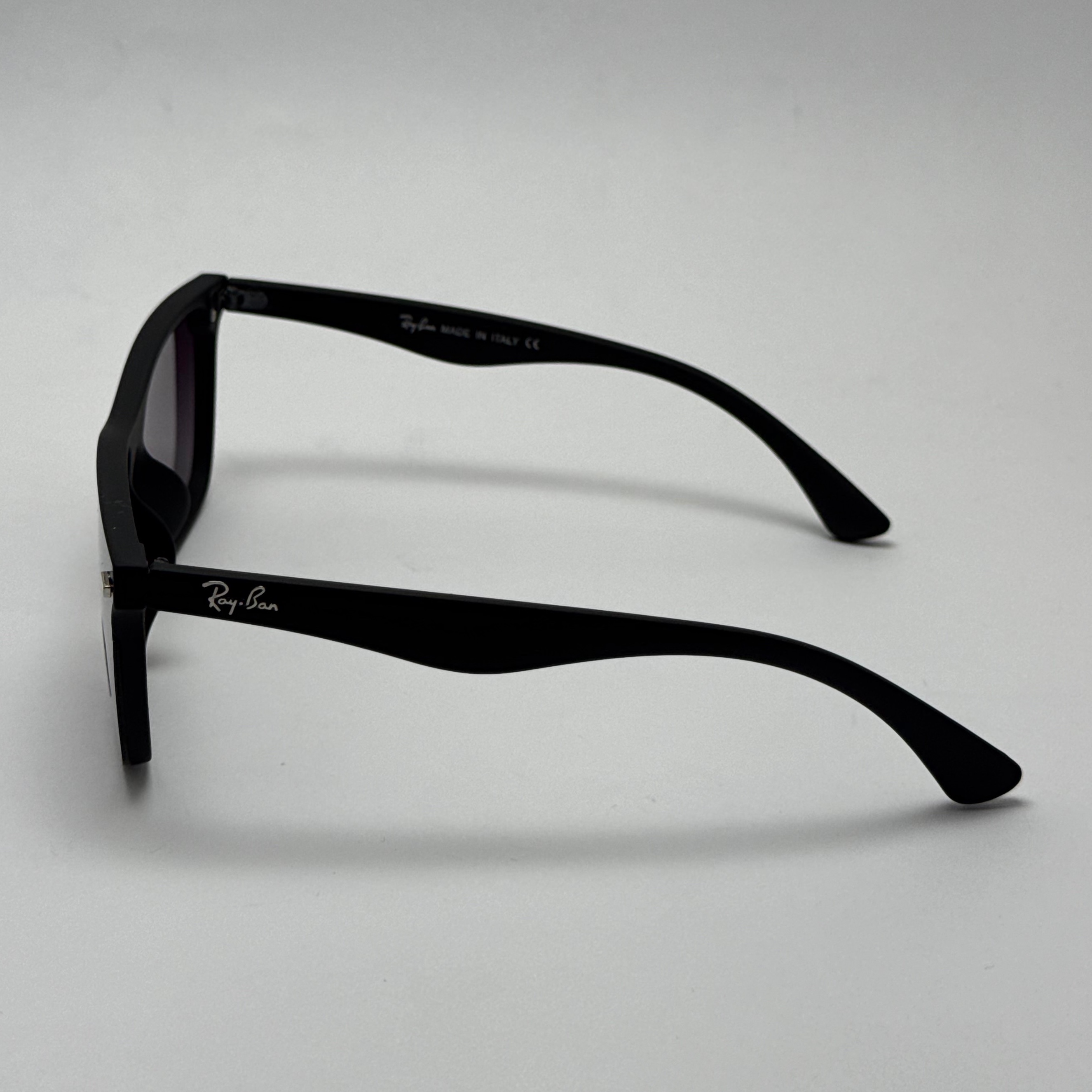 عینک آفتابی پلاریزه ریبن rayban تمام مشکی کد p2222 (ارسال رایگان)