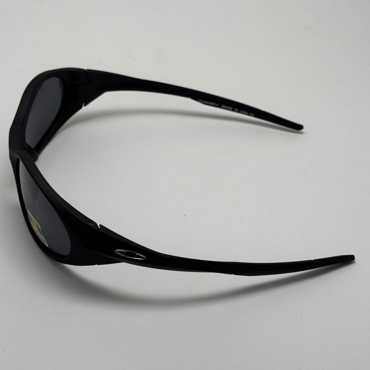 عینک آفتابی پلاریزه اوکلی مدل Oakley Eye Jacket Redux بیضی مشکی (ارسال رایگان)