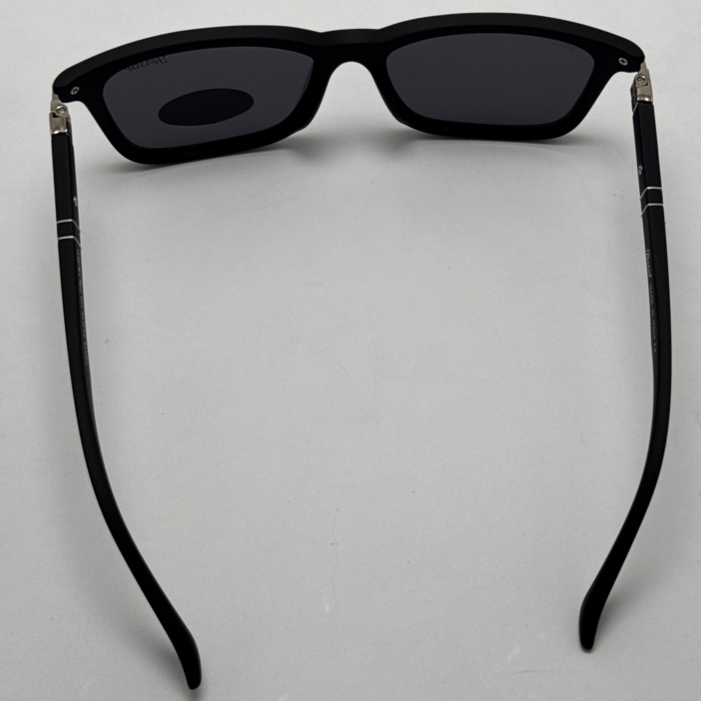 عینک آفتابی پلاریزه پرسول PERSOL مستطیلی لولا فنری کد P 8016 - عینک رانندگی - سایز متوسط (ارسال رایگان)
