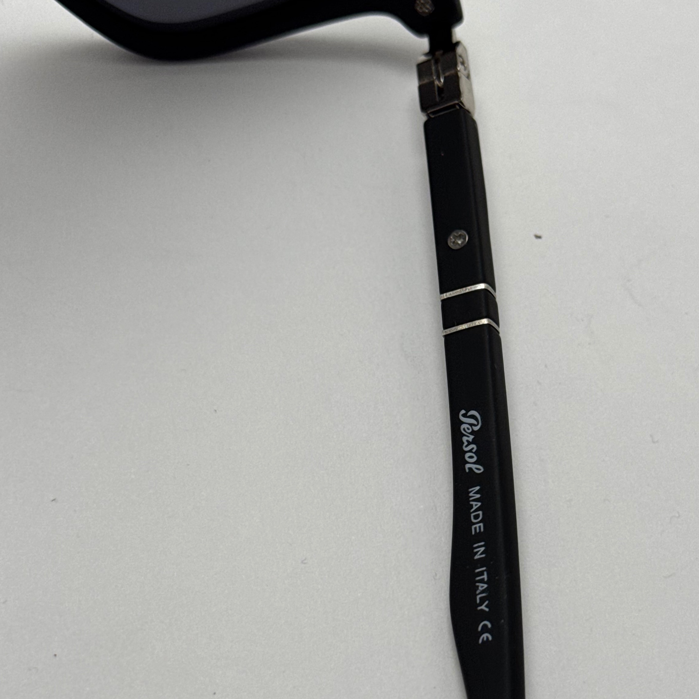 عینک آفتابی پلاریزه پرسول PERSOL مستطیلی لولا فنری کد P 8016 - عینک رانندگی - سایز متوسط (ارسال رایگان)