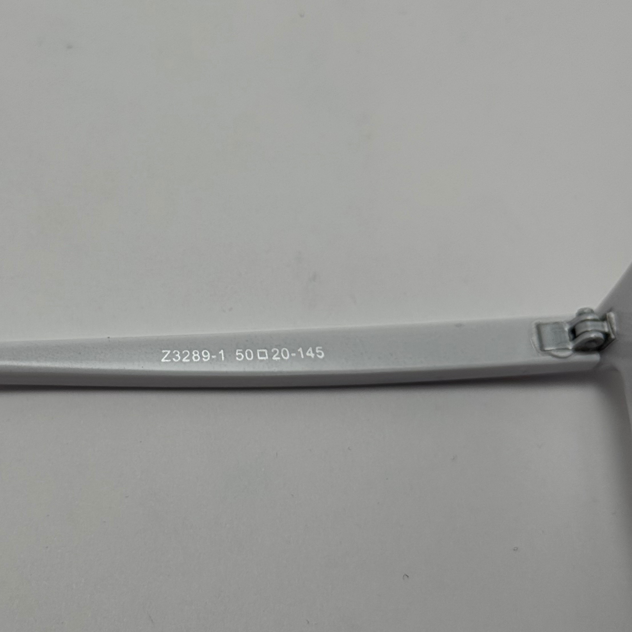 عینک آفتابی گرد جنتل مانستر GENTEL MONSTER سفید کد 3289 (ارسال رایگان)