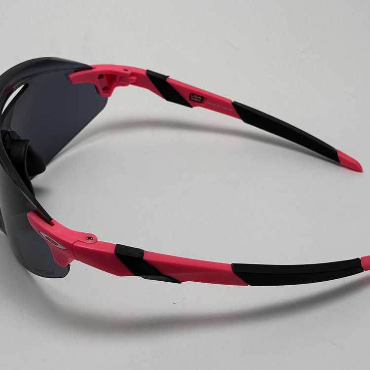 عینک آفتابی اسپرت Oakley اوکلی با لنز PRIZM مشکی دسته صورتی کد 9407 (ارسال رایگان)