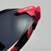 عینک آفتابی اسپرت Oakley اوکلی با لنز PRIZM مشکی دسته صورتی کد 9407 (ارسال رایگان)