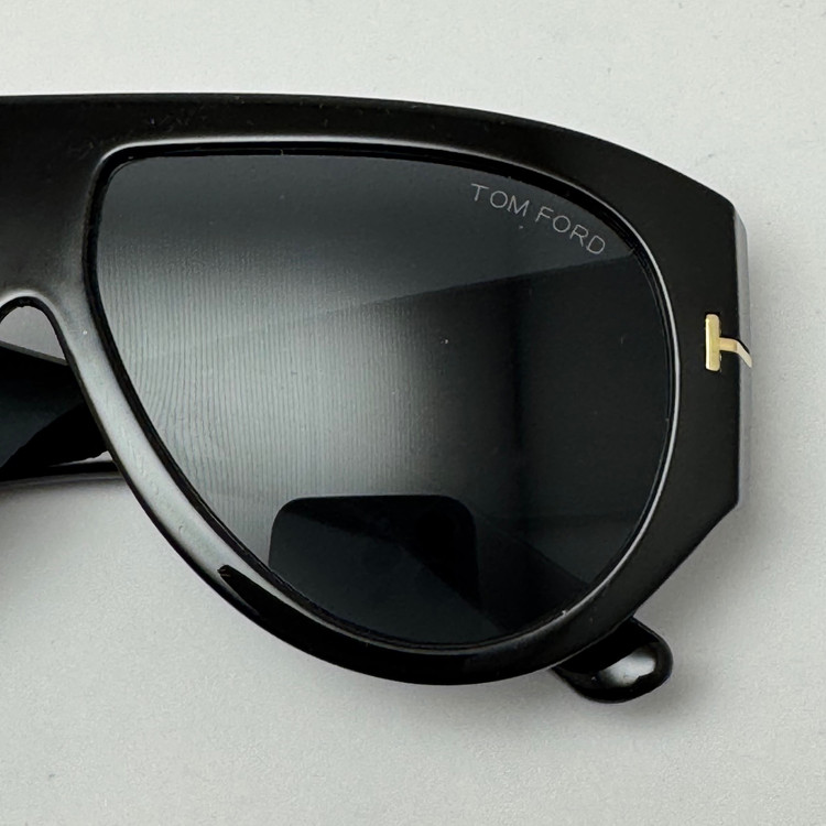 عینک آفتابی تام فورد Tom Ford تمام مشکی - عینک ترند (ارسال رایگان)