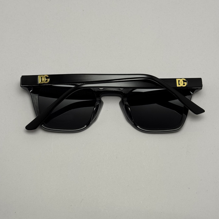 عینک آفتابی پلاریزه دولچه گابانا DOLCE GABBANA دسته سیم کشی شده لولا فنر مشکی کد 7707 (ارسال رایگان)