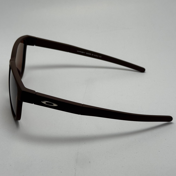 عینک آفتابی اوکلی سبک OAKLEY آمریکایی قهوه ای کد 2435 (ارسال رایگان)