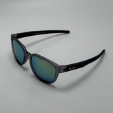 عینک آفتابی اوکلی سبک OAKLEY فریم طوسی عدسی هفت رنگ کد 2435 (ارسال رایگان)