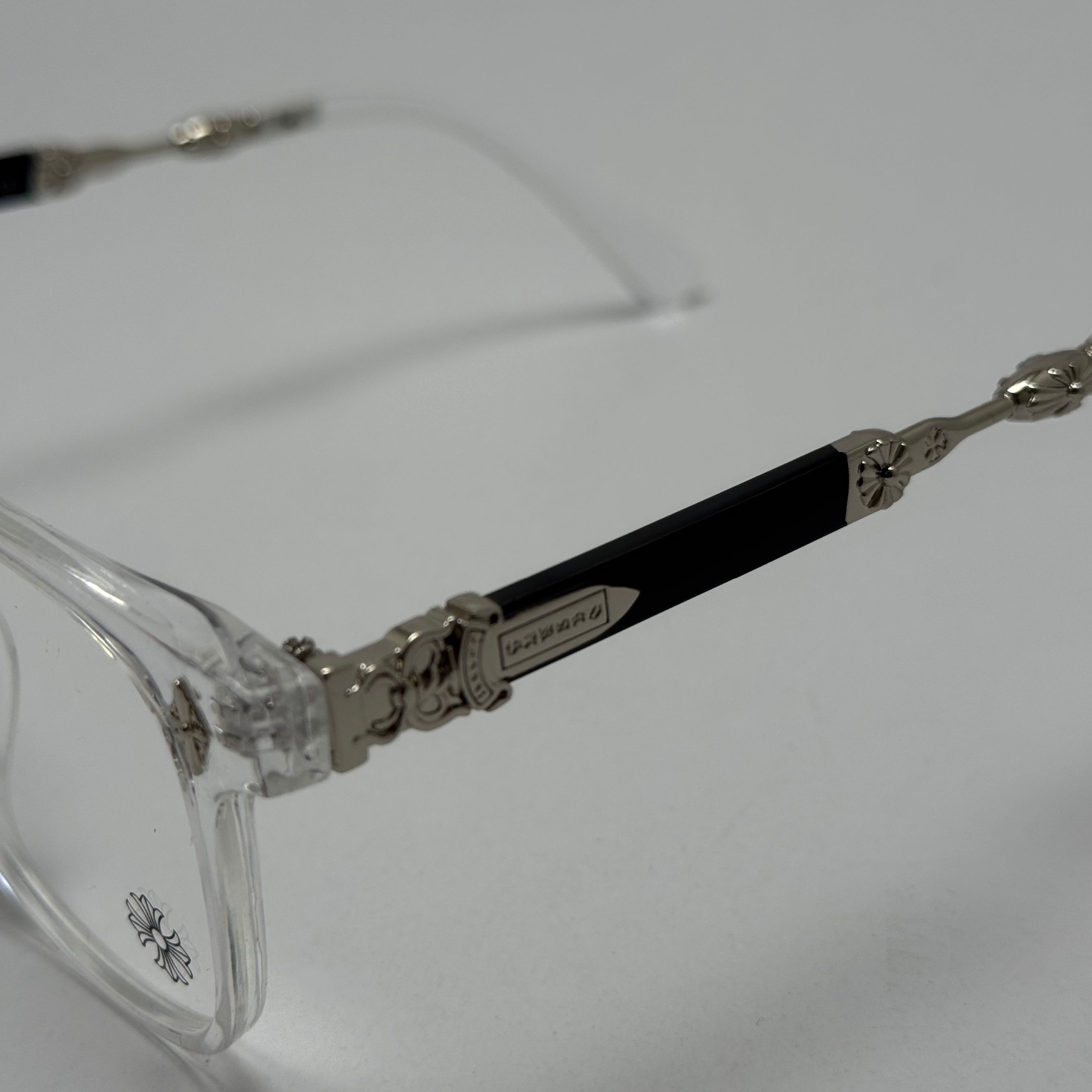 عینک بلوکات کروم هارتز کریستال نقره ای Chrome Hearts 2272 - کیفیت مستر (ارسال رایگان)