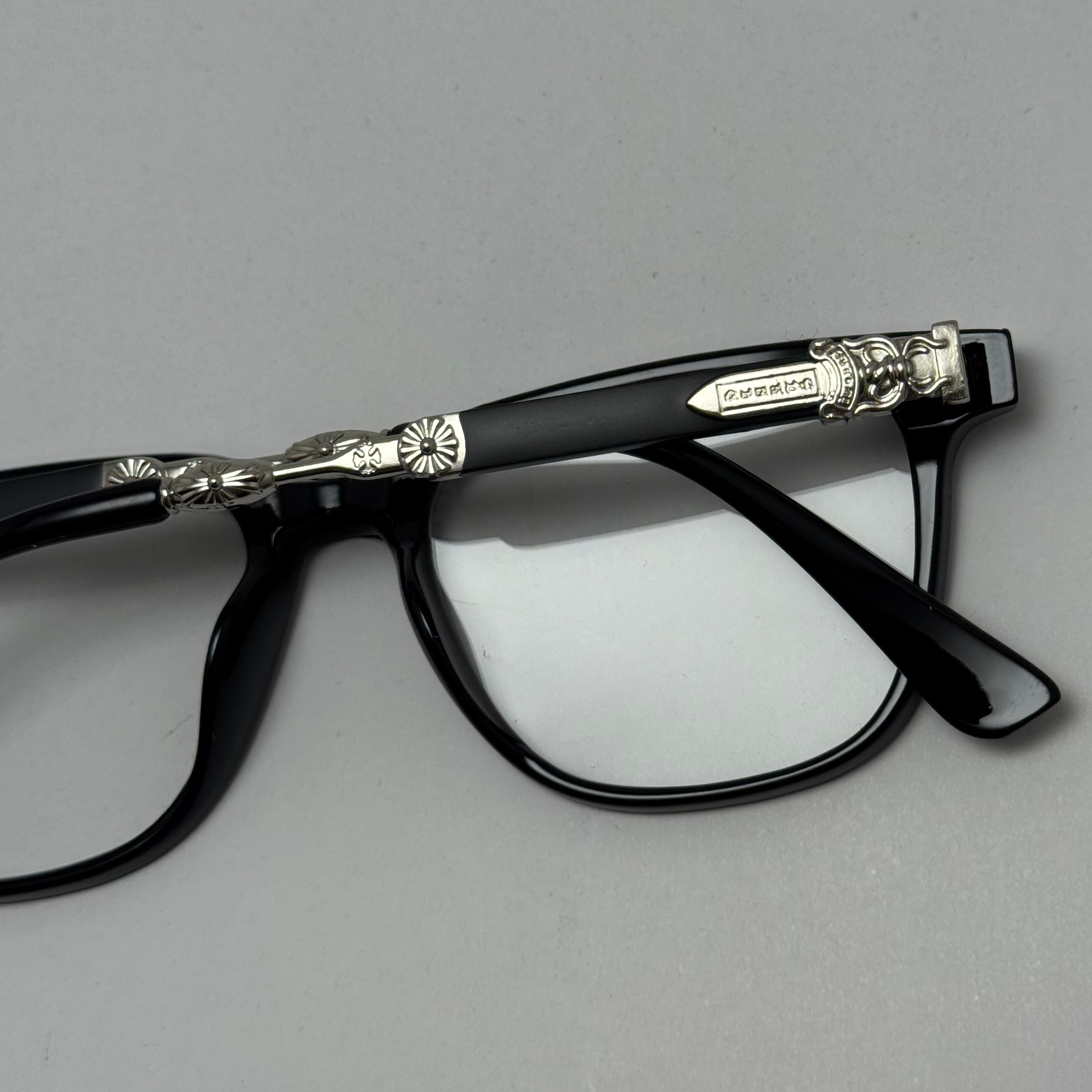 عینک بلوکات کروم هارتز مشکی نقره ای Chrome Hearts 2272 - کیفیت مستر (ارسال رایگان)